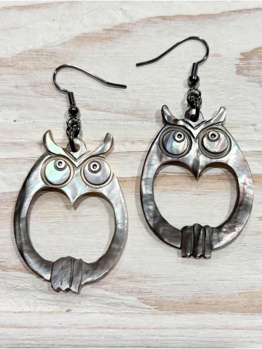 Natural Black Lip Shell Owl Dangle Earrings - 6cm x 3cm, 0.17 oz Mother of Pearl